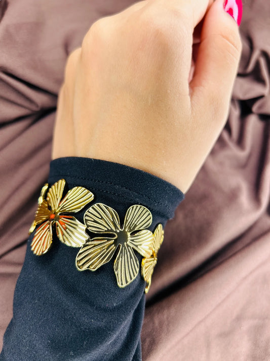Flower bangle cuff- Bracelet Anti-tarnish Gold plated