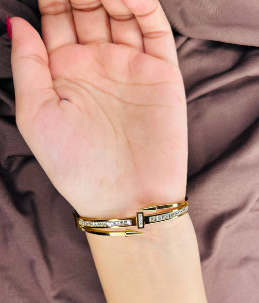 Nora-Bracelet Anti-tarnish Gold plated