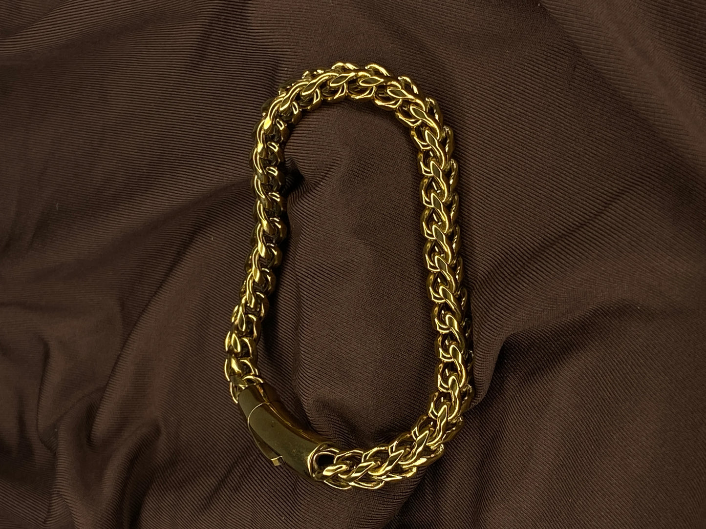 Masculine edge Charm bracelet for Men's Anti-tarnish