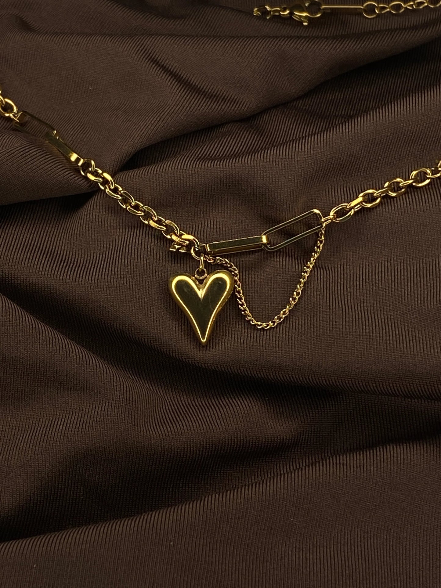 Ava-heart antitarnish Necklace